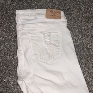 Hollister low rise size 0R no stains in great condition worn only a few times